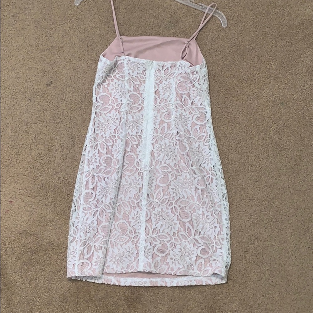 Mini dress - Picture 2 of 3